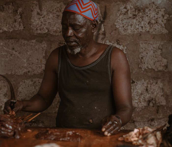 Artisan marketplace connecting craftspeople with buyers