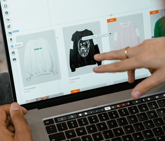 Mobile-optimized shopping experience with seamless user interface